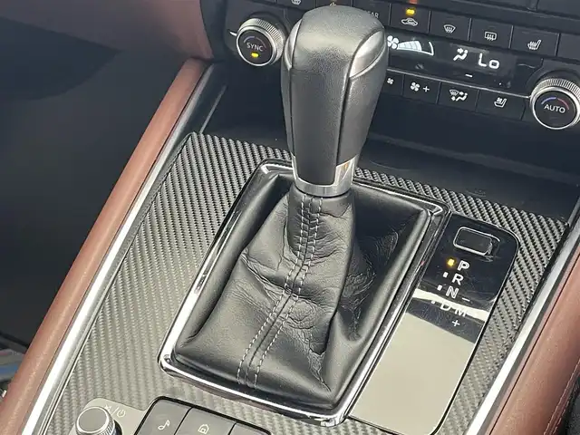 マツダ ＣＸ－８ XD エクスクルーシブモード 滋賀県 2021(令3)年 4.3万km プラチナクォーツメタリック 純正10インチSDナビ/・Bluetooth/USB/フルセグ/全方位カメラ/本革シート/・シートヒーター/ベンチレーション/パワーリアゲート/BOSEサウンド/ステアリングヒーター/電子パーキング/前後ソナー/ルーフレール/スマートキー/ETC