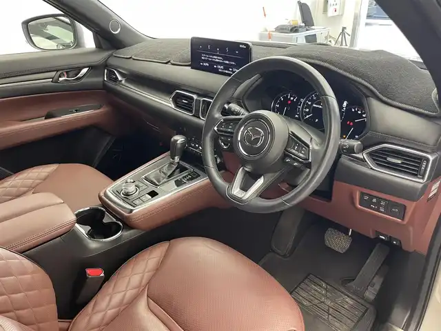 マツダ ＣＸ－８ XD エクスクルーシブモード 滋賀県 2021(令3)年 4.3万km プラチナクォーツメタリック 純正10インチSDナビ/・Bluetooth/USB/フルセグ/全方位カメラ/本革シート/・シートヒーター/ベンチレーション/パワーリアゲート/BOSEサウンド/ステアリングヒーター/電子パーキング/前後ソナー/ルーフレール/スマートキー/ETC
