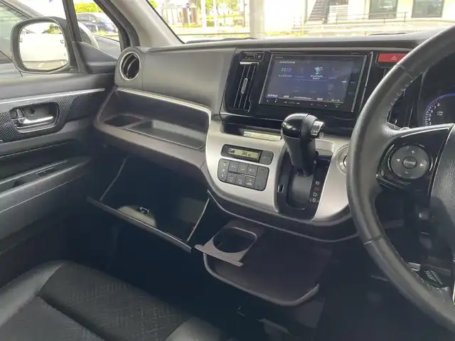 ホンダ Ｎ ＷＧＮ カスタム G ターボパッケージ 埼玉県 2014(平26)年 9万km プレミアムホワイトパール (株)IDOMが運営する【じしゃロン鳩ヶ谷店】の自社ローン専用車両になりますこちらは現金またはオートローンご利用時の価格です。自社ローンご希望の方は別途その旨お申付け下さい/純正インターナビ/　AM/FM/CD/DVD/BT/TV/バックカメラ/ターボ/無限グリルガーニッシュ/無限ドアハンドルプロテクター/無限フロアマット/ＣＴＢＡ/パドルシフト　/クルーズコントロール/ステアリングスイッチ/革巻きステアリング/ＥＴＣ/純正アルミホイール/プラズマクラスター/フォグランプ/プッシュスタートボタン/　スマートキー×1/電動格納式ウィンカーミラー/ドアバイザー