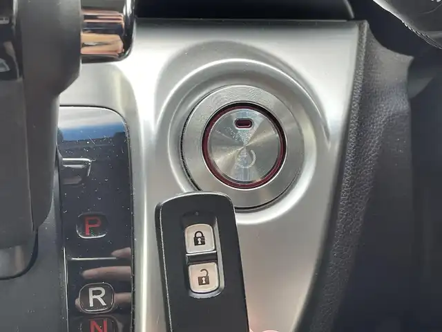 ホンダ Ｎ ＷＧＮ カスタム G ターボパッケージ 埼玉県 2014(平26)年 9万km プレミアムホワイトパール (株)IDOMが運営する【じしゃロン鳩ヶ谷店】の自社ローン専用車両になりますこちらは現金またはオートローンご利用時の価格です。自社ローンご希望の方は別途その旨お申付け下さい/純正インターナビ/　AM/FM/CD/DVD/BT/TV/バックカメラ/ターボ/無限グリルガーニッシュ/無限ドアハンドルプロテクター/無限フロアマット/ＣＴＢＡ/パドルシフト　/クルーズコントロール/ステアリングスイッチ/革巻きステアリング/ＥＴＣ/純正アルミホイール/プラズマクラスター/フォグランプ/プッシュスタートボタン/　スマートキー×1/電動格納式ウィンカーミラー/ドアバイザー