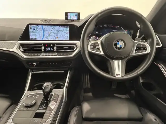 ＢＭＷ ＢＭＷ ３２０ｄ xDrive Mスポーツ 熊本県 2019(令1)年 4.6万km グレー ハーフレザーシート/シートヒーター/前席パワーシート/置くだけ充電/純正HDDナビ/Bluetooth/AppleCarPlay/USB/アダプティブクルーズコントロール/インテリジェントセーフティー/オートホールドアシスト/前後ドライブレコーダー/ETC2.0/LEDヘッドライト/LEDフォグライト/オートマチックハイビーム