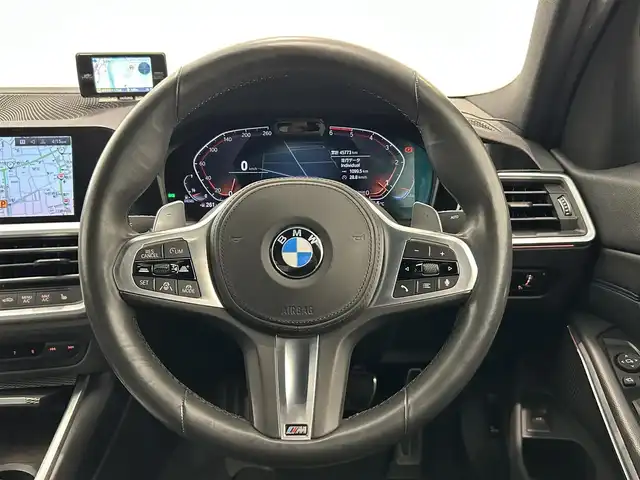 ＢＭＷ ＢＭＷ ３２０ｄ xDrive Mスポーツ 熊本県 2019(令1)年 4.6万km グレー ハーフレザーシート/シートヒーター/前席パワーシート/置くだけ充電/純正HDDナビ/Bluetooth/AppleCarPlay/USB/アダプティブクルーズコントロール/インテリジェントセーフティー/オートホールドアシスト/前後ドライブレコーダー/ETC2.0/LEDヘッドライト/LEDフォグライト/オートマチックハイビーム