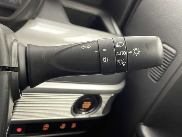 スズキ スペーシア ギア HYBRID XZ 宮崎県 2021(令3)年 4.4万km フェニックスレッドパール/ガンメタリック2トーンルーフ 禁煙車/衝突被害軽減ブレーキ/純正9型ナビTV/（Panasonic/CN-RZ865/CD/DVD/Bluetooth/フルセグTV)/純正LEDオートライト/純正LEDフォグ/純正14インチアルミ/純正フロアマット/両側電動スライドドア/全方位モニター/レーンディパーチャーアラート/クリアランスソナー/エネチャージ/アダプティブクルーズコントロール/オートマチックハイビーム/前席シートヒーター/オートエアコン/リアサーキュレーター/本革巻ハンドル/ETC/スマートキー/プッシュエンジンスタート/スペアキー/新車時保証書/取扱い説明書