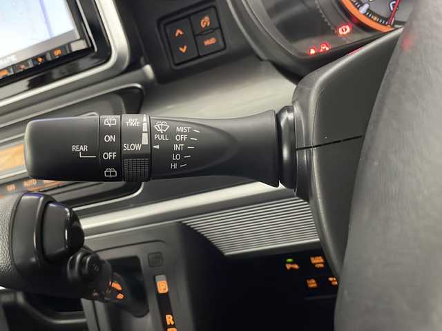 スズキ スペーシア ギア HYBRID XZ 宮崎県 2021(令3)年 4.4万km フェニックスレッドパール/ガンメタリック2トーンルーフ 禁煙車/衝突被害軽減ブレーキ/純正9型ナビTV/（Panasonic/CN-RZ865/CD/DVD/Bluetooth/フルセグTV)/純正LEDオートライト/純正LEDフォグ/純正14インチアルミ/純正フロアマット/両側電動スライドドア/全方位モニター/レーンディパーチャーアラート/クリアランスソナー/エネチャージ/アダプティブクルーズコントロール/オートマチックハイビーム/前席シートヒーター/オートエアコン/リアサーキュレーター/本革巻ハンドル/ETC/スマートキー/プッシュエンジンスタート/スペアキー/新車時保証書/取扱い説明書