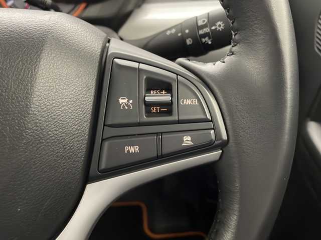 スズキ スペーシア ギア HYBRID XZ 宮崎県 2021(令3)年 4.4万km フェニックスレッドパール/ガンメタリック2トーンルーフ 禁煙車/衝突被害軽減ブレーキ/純正9型ナビTV/（Panasonic/CN-RZ865/CD/DVD/Bluetooth/フルセグTV)/純正LEDオートライト/純正LEDフォグ/純正14インチアルミ/純正フロアマット/両側電動スライドドア/全方位モニター/レーンディパーチャーアラート/クリアランスソナー/エネチャージ/アダプティブクルーズコントロール/オートマチックハイビーム/前席シートヒーター/オートエアコン/リアサーキュレーター/本革巻ハンドル/ETC/スマートキー/プッシュエンジンスタート/スペアキー/新車時保証書/取扱い説明書