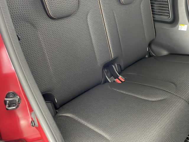 スズキ スペーシア ギア HYBRID XZ 宮崎県 2021(令3)年 4.4万km フェニックスレッドパール/ガンメタリック2トーンルーフ 禁煙車/衝突被害軽減ブレーキ/純正9型ナビTV/（Panasonic/CN-RZ865/CD/DVD/Bluetooth/フルセグTV)/純正LEDオートライト/純正LEDフォグ/純正14インチアルミ/純正フロアマット/両側電動スライドドア/全方位モニター/レーンディパーチャーアラート/クリアランスソナー/エネチャージ/アダプティブクルーズコントロール/オートマチックハイビーム/前席シートヒーター/オートエアコン/リアサーキュレーター/本革巻ハンドル/ETC/スマートキー/プッシュエンジンスタート/スペアキー/新車時保証書/取扱い説明書