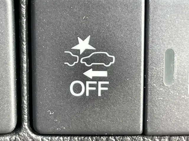 ホンダ フリード ハイブリット EX 岡山県 2019(平31)年 4.7万km フォレストグリーンパール 登録時走行距離47022km/純正ナビ/フルセグTV(AM/FM/CD/DVD/Bluetooth)/バックカメラ/両側パワースライドドア/ビルトインETC/ドライブレコーダー/デジタルインナーミラー/ホンダセンシング/・衝突軽減ブレーキ/・路外逸脱抑制機能/・アダプティブクルーズコントロール/・レーンキープアシスト/横滑り防止装置/D/N席シートヒーター/オートライト/15インチ社外AW/プッシュスタート/スマートキー