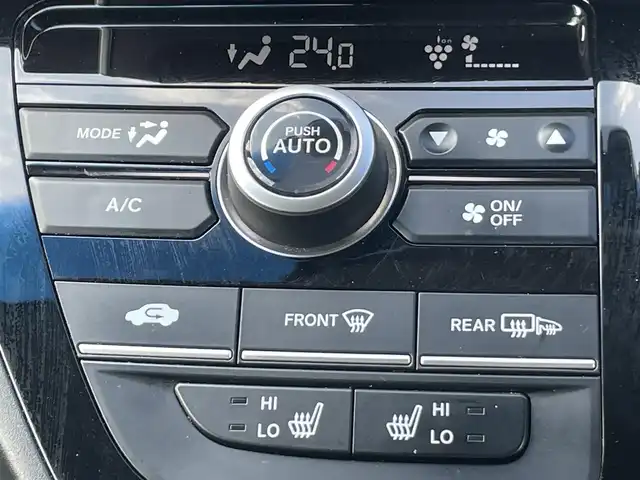 ホンダ フリード ハイブリット EX 岡山県 2019(平31)年 4.7万km フォレストグリーンパール 登録時走行距離47022km/純正ナビ/フルセグTV(AM/FM/CD/DVD/Bluetooth)/バックカメラ/両側パワースライドドア/ビルトインETC/ドライブレコーダー/デジタルインナーミラー/ホンダセンシング/・衝突軽減ブレーキ/・路外逸脱抑制機能/・アダプティブクルーズコントロール/・レーンキープアシスト/横滑り防止装置/D/N席シートヒーター/オートライト/15インチ社外AW/プッシュスタート/スマートキー