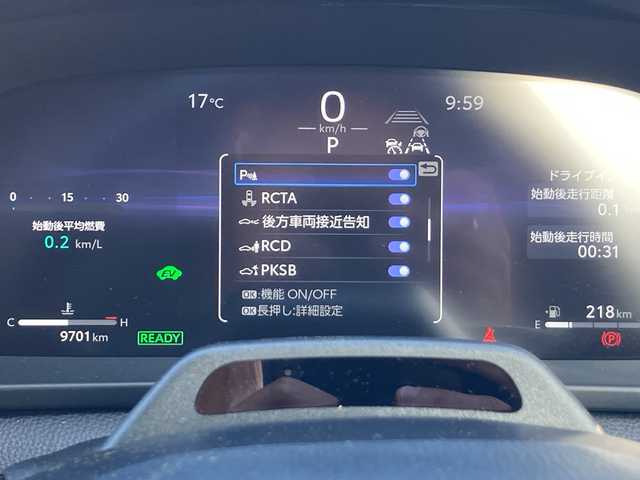 トヨタ クラウン スポーツ Z 佐賀県 2024(令6)年 1万km プレシャスホワイトパール ワンオーナー/パノラマルーフ/純正12.3インチディスプレイオーディオ/パノラマミックビューモニター/プリクラッシュセーフティ/レーンディパーチャーアラート/オートハイビーム/アダプティブクルーズコントロール/ブラインドスポットモニター/ヘッドアップディスプレイ/クリアランスソナー/リアクロストラフィックアラート/アドバンスドパーク/電動パーキングブレーキ/オートブレーキホールド/サンドブラウンレザーシート/メモリパワーシート/シートヒーター/エアシート/ステアリングヒーター/ステアリングリモコン/デジタルインナーミラー/ドライブレコーダー/パワーバックドア/AC100V/ヘッドライトウォッシャー/置くだけ充電（縦置き）/プッシュスタート/スマートキー/LEDヘッドライト/純正アルミホイール