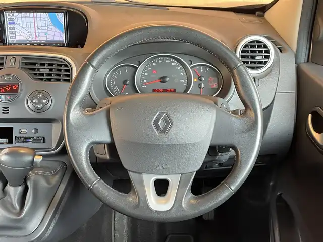 ルノー カングー ゼン 愛知県 2016(平28)年 5万km 茶 社外メモリーナビ　/Bluetooth/CD/DVD/USB/フルセグTV/ETC/前後ドラレコ/純正フロアマット/オートエアコン/マロンショコラM/リモコンキー
