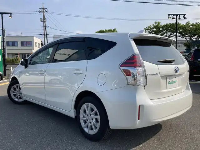 トヨタ プリウス α S 鳥取県 2015(平27)年 9.1万km ホワイトパールクリスタルシャイン 純正ナビ/ワンセグ/CD/BT/バックカメラ/ビルトインETC/前後ドライブレコーダー/純正16インチアルミホイール/ウィンカーミラー/アイドリングストップ/横滑り防止装置/フォグライト/オートライト/プッシュエンジンスタート/純正フロアマット/ドアバイザー/保証書・取扱説明書