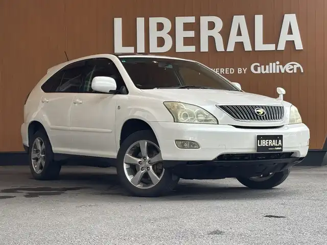 トヨタ ハリアー 350G プレミアムLパッケージ 宮城県 2006(平18)年 14.5万km 白 純正HDDナビ/バックカメラ/CD/DVD再生/黒革シート/シートヒーター/パワーシート/ステアリングスイッチ/キセノンヘッドライト/オートライト/電動ミラー/ETC/サンルーフ/純正18インチAW/ドアバイザー/取扱説明書/保証書