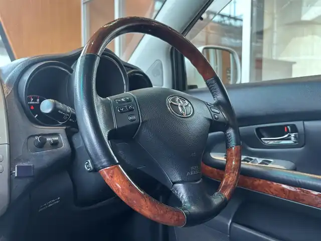 トヨタ ハリアー 350G プレミアムLパッケージ 宮城県 2006(平18)年 14.5万km 白 純正HDDナビ/バックカメラ/CD/DVD再生/黒革シート/シートヒーター/パワーシート/ステアリングスイッチ/キセノンヘッドライト/オートライト/電動ミラー/ETC/サンルーフ/純正18インチAW/ドアバイザー/取扱説明書/保証書