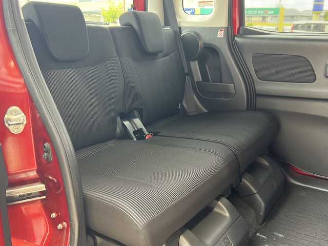 日産 デイズ ルークス ハイウェイスターX 静岡県 2018(平30)年 8.5万km スパークリングレッド/ブラック 純正ナビ/・アラウンドビューモニター/・Bluetooth/・フルセグTV/・CD/・SD/主要装備/・プッシュスタート/・片側パワースライドドア/・ETC車載器/・衝突被害軽減システム/・オートマチックハイビーム/・純正ＡＷ/・純正フロアマット/・LEDヘッドライト/・TVキャンセラー/・後席サンシェード/・リヤシーリングファン/・スマートキー/・スペアキー