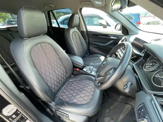 ＢＭＷ Ｘ１ sDrive 18i Xライン 大阪府 2016(平28)年 7.2万km 黒 純正ナビ/バックカメラ/横滑り防止装置/コーナーセンサー/アイドリングストップ/レーンキープアシスト/ステアリングスイッチ/純正１８インチアルミホイール/ドライブレコーダー/ハーフレザーシート/電動リアゲート/ＬＥＤ