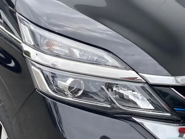 日産 セレナ ハイウェイスター 長崎県 2016(平28)年 7.3万km ダイヤモンドブラック プロパイロット/フリップダウンモニター/ディーラーOP・SDナビ/・Bluetooth接続/・フルセグTV/・Blu-ray/DVD再生/全方位カメラ/バックカメラ/デジタルインナーミラー/両側パワースライドドア/・左側ハンズフリースライドドア/電子パーキング/オートホールド機能/パーキングアシスト/LEDオートヘッドライト/革巻きステアリング/ステアリングスイッチ/横すべり防止装置
