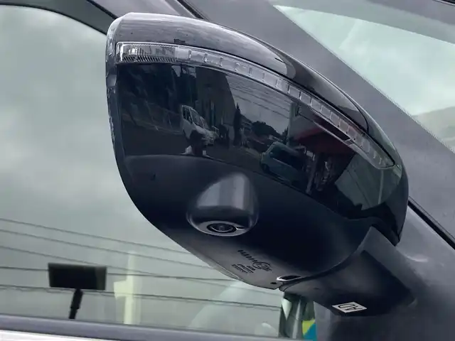 日産 セレナ ハイウェイスター 長崎県 2016(平28)年 7.3万km ダイヤモンドブラック プロパイロット/フリップダウンモニター/ディーラーOP・SDナビ/・Bluetooth接続/・フルセグTV/・Blu-ray/DVD再生/全方位カメラ/バックカメラ/デジタルインナーミラー/両側パワースライドドア/・左側ハンズフリースライドドア/電子パーキング/オートホールド機能/パーキングアシスト/LEDオートヘッドライト/革巻きステアリング/ステアリングスイッチ/横すべり防止装置