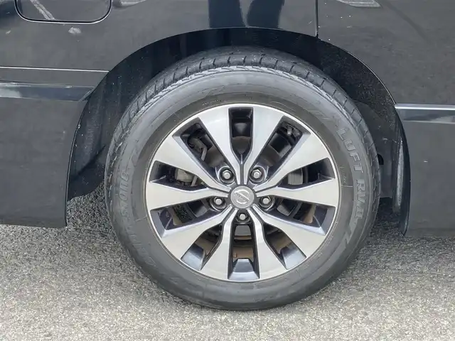 日産 セレナ ハイウェイスター 長崎県 2016(平28)年 7.3万km ダイヤモンドブラック プロパイロット/フリップダウンモニター/ディーラーOP・SDナビ/・Bluetooth接続/・フルセグTV/・Blu-ray/DVD再生/全方位カメラ/バックカメラ/デジタルインナーミラー/両側パワースライドドア/・左側ハンズフリースライドドア/電子パーキング/オートホールド機能/パーキングアシスト/LEDオートヘッドライト/革巻きステアリング/ステアリングスイッチ/横すべり防止装置