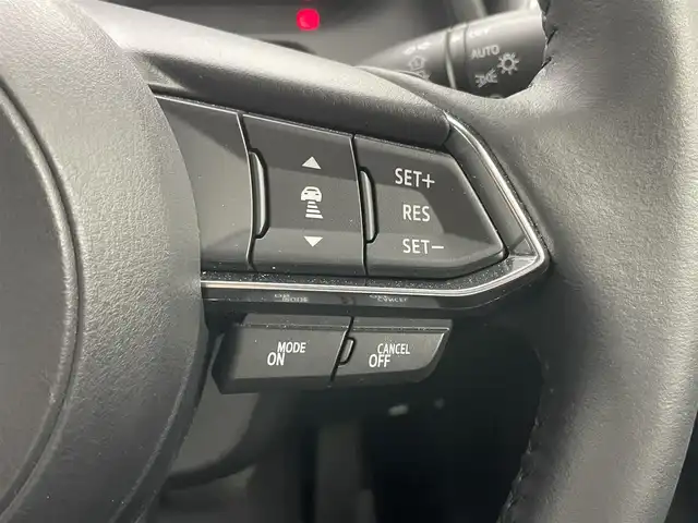 マツダ マツダ２ XD Lパッケージ 岡山県 2020(令2)年 0.7万km ソニックシルバーM 純正ナビ/【ナビ/フルセグ/Bluetooth/DVD/AUX】	/３６０°カメラ/追従型クルーズコントロール	/オートハイビーム	/LEDヘッドライト（AUTO機能付き）	/ビルトインETC	/前席シートヒーター/ステアリングヒーター	/運転席パワーシート	/衝突軽減ブレーキシステム	/車線逸脱防止システム	/横滑り防止装置	/踏み間違い防止/ISOFIX/ヘッドアップディスプレイ/シートリフター/ウィンカーミラー/ドアバイザー	/純正16インチアルミ	/コーナーセンサー（前後）	/純正ラバーフロアマット	/ハーフレザー/ステアリングスイッチ	/プッシュスタート	/スマートキー×2	/保証書	/取扱説明書