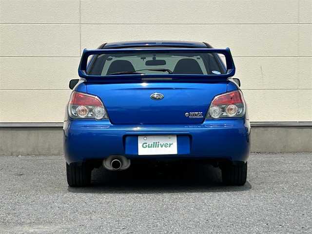 スバル インプレッサ ＷＲＸ 茨城県 2005(平17)年 8.1万km WRブルーマイカ 社外ナビ/Bluetooth/DVD再生機能/フルセグTV/純正スポーツシート/純正ゴールドホイール/ターボエンジン/フロアマット純正/パワーウィンドウ/リモコンキー/ABS/ETC
