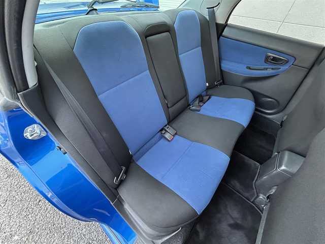 スバル インプレッサ ＷＲＸ 茨城県 2005(平17)年 8.1万km WRブルーマイカ 社外ナビ/Bluetooth/DVD再生機能/フルセグTV/純正スポーツシート/純正ゴールドホイール/ターボエンジン/フロアマット純正/パワーウィンドウ/リモコンキー/ABS/ETC