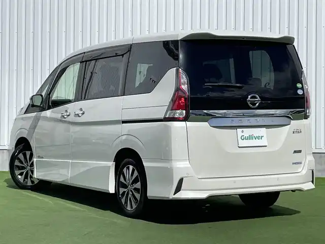 日産 セレナ ハイウェイスター Vセレクション 香川県 2017(平29)年 5.1万km ブリリアントホワイトパール 現在走行距離50266km/プロパイロット/純正メモリーナビ9インチ/純正後席モニター/アラウンドビューモニター/両側パワースライドドア/革巻ステアリング/ステアリングリモコン/クルーズコントロール/デジタルインナーミラー/レーダー探知機/前方ドライブレコーダー/ETC/LEDヘッドライト/フルセグTV/インテリジェントオートスライド/スマートキー/プッシュスタート