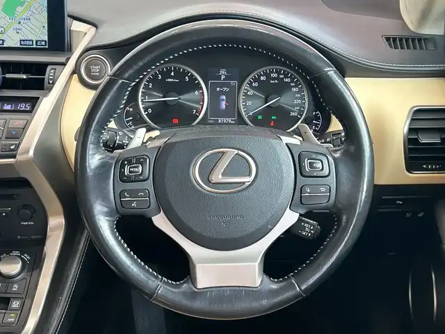 レクサス ＮＸ 200t Iパッケージ 埼玉県 2015(平27)年 8.2万km ソニックチタニウム 純正ナビ/　SD/フルセグTV/AUX/BT/バックカメラ/前後ドライブレコーダー/コーナーセンサー/保証書/取扱説明書/スペアキー/純正LEDヘッドライト/ETC/レザーシート/運転席、助手席シートヒーター/運転席、助手席パワーシート/USBポート/クルーズコントロール/MTモード付