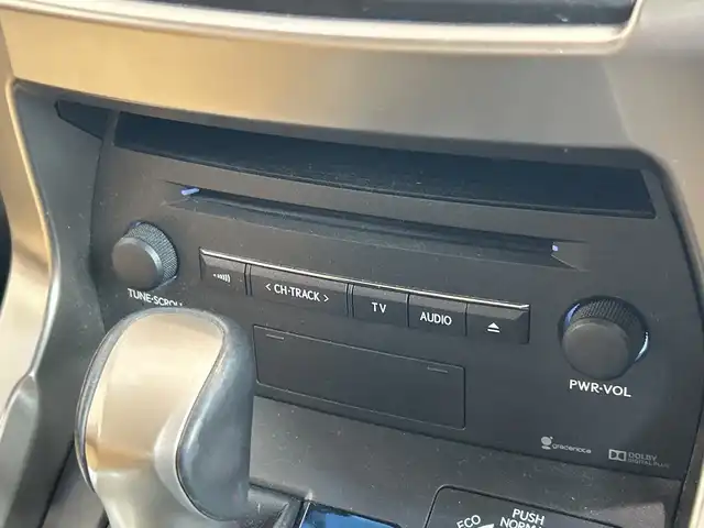 レクサス ＮＸ 200t Iパッケージ 埼玉県 2015(平27)年 8.2万km ソニックチタニウム 純正ナビ/　SD/フルセグTV/AUX/BT/バックカメラ/前後ドライブレコーダー/コーナーセンサー/保証書/取扱説明書/スペアキー/純正LEDヘッドライト/ETC/レザーシート/運転席、助手席シートヒーター/運転席、助手席パワーシート/USBポート/クルーズコントロール/MTモード付