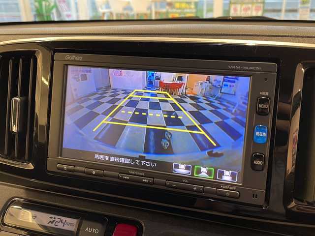 ホンダ Ｎ ＯＮＥ プレミアム 岐阜県 2016(平28)年 4万km プレミアムホワイトパールⅡ ワンオーナー/シティーブレーキアシスト/純正ナビ（VXM-164CSI）/DVD/TV/Bluetooth/ビルトインETC/LEDヘッドライト/オートライト/ハーフレザー/シートヒーター/スマートキー/プッシュスタート/保証書/取扱説明書