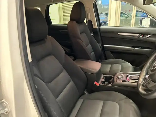 マツダ ＣＸ－５ XD プロアクティブ 埼玉県 2019(平31)年 4.5万km スノーフレイクホワイトパールマイカ 純正ナビ/　　CD/DVD/BT/フルセグTV/バックカメラ/パワーバックドア/レーダークルーズコントロール/LEDオートライト/パワーシート/シートヒーター/純正19インチAW/ステアヒーター/ステアリングスイッチ/プッシュスタート/ETC/禁煙車