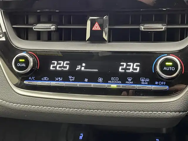 トヨタ カローラ スポーツ ハイブリッドG スタイルPKG 愛知県 2021(令3)年 5.1万km プラチナホワイトパールマイカ 純正８型ＤＡナビＴＶ　バックカメラ　禁煙車　シートヒーター　ハンドルヒーター　ワイパーデアイサー　ＢＳＭ　ハーフレザー　電動パーキング　衝突軽減装置　追従クルコン　ＬＥＤオートライト　コーナーセンサー　セーフティセンス　車線逸脱　ETC　ドライブレコーダー　ストラットバー　前後ドラレコ