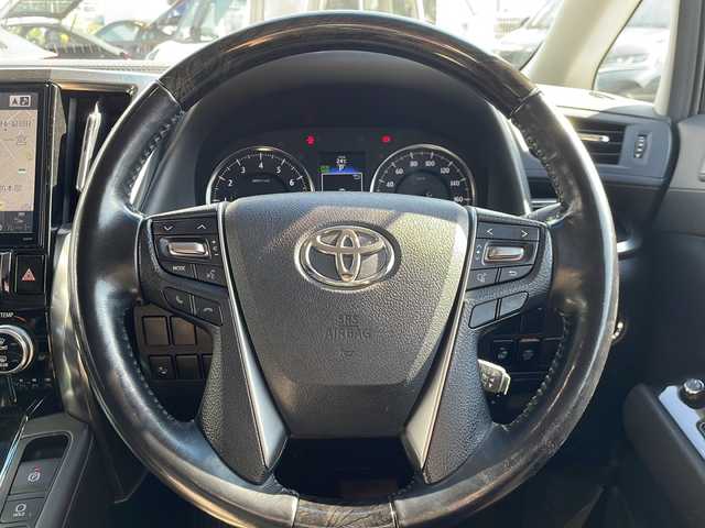 トヨタ アルファード S Cパッケージ 愛知県 2016(平28)年 7.8万km ラグジュアリーホワイトパールクリスタルシャインガラスフレーク ワンオーナー/社外メモリナビ　Alpine１１型ナビ/【フルセグ・DVD再生可・CD・Bluetooth】/社外Alpineフリップダウンモニター/両側パワースライドドア/バックカメラ/ビルトインETC/プリクラッシュセーフティシステム/レーダークルーズコントロール/インテリジェントクリアランスソナー/パワーバックドア/横滑り防止機能/アイドリングストップ/サンシェード/ステアリングヒーター/一列目二列目パワーシート/運転席メモリーシート/プッシュスタート/スマートキー/スペアキーあり/新車保証書/取扱説明書