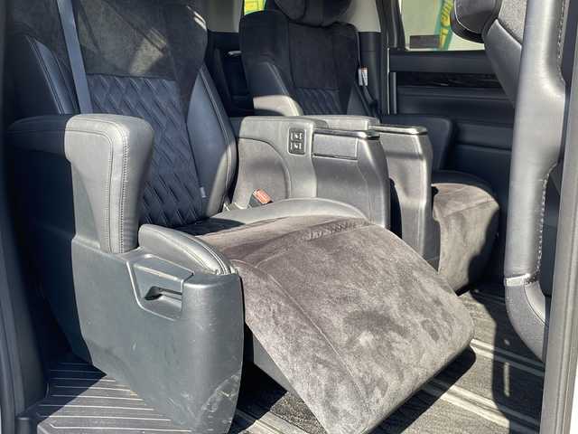 トヨタ アルファード S Cパッケージ 愛知県 2016(平28)年 7.8万km ラグジュアリーホワイトパールクリスタルシャインガラスフレーク ワンオーナー/社外メモリナビ　Alpine１１型ナビ/【フルセグ・DVD再生可・CD・Bluetooth】/社外Alpineフリップダウンモニター/両側パワースライドドア/バックカメラ/ビルトインETC/プリクラッシュセーフティシステム/レーダークルーズコントロール/インテリジェントクリアランスソナー/パワーバックドア/横滑り防止機能/アイドリングストップ/サンシェード/ステアリングヒーター/一列目二列目パワーシート/運転席メモリーシート/プッシュスタート/スマートキー/スペアキーあり/新車保証書/取扱説明書