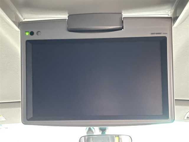 トヨタ ヴェルファイア 2．4Z プラチナセレⅡ ゴールド 岡山県 2011(平23)年 10.8万km ブラック 登録時走行距離107601km/フリップダウン後席モニター/社外SDナビ/(AM/FM/DISC/TV/BT)/クルーズコントロール/両側パワースライドドア/電動リアゲート/ビルトインETC/バックカメラ/ウォークスルー/MTモード付AT/プッシュスタート/スマートキー/スペアキー/純正１８インチアルミホイール/キセノンヘッドライト