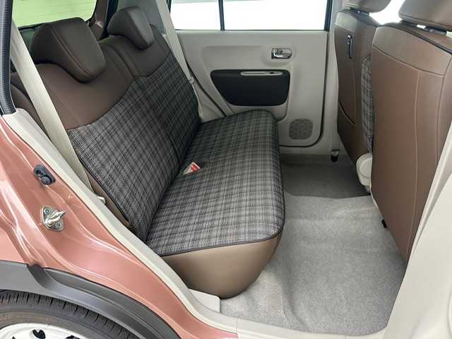 スズキ ラパン ＬＣ X 兵庫県 2023(令5)年 0.6万km テラコッタピンクメタリック/アーバンブラウン 2トーン ・全方位モニター用カメラパッケージ/・コーナーセンサー/・レーンキープアシスト/・アイドリングストップ/・オートライト/・LED ライト/・シートヒーター/・ハーフレザー/・スマートキー/・スペアキー×１/・純正１４インチAW