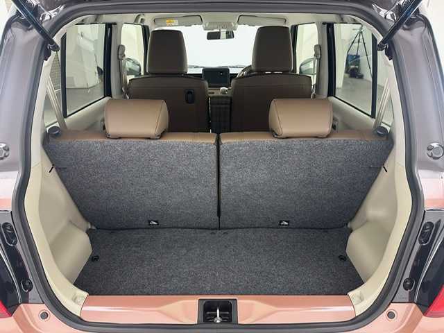 スズキ ラパン ＬＣ X 兵庫県 2023(令5)年 0.6万km テラコッタピンクメタリック/アーバンブラウン 2トーン ・全方位モニター用カメラパッケージ/・コーナーセンサー/・レーンキープアシスト/・アイドリングストップ/・オートライト/・LED ライト/・シートヒーター/・ハーフレザー/・スマートキー/・スペアキー×１/・純正１４インチAW