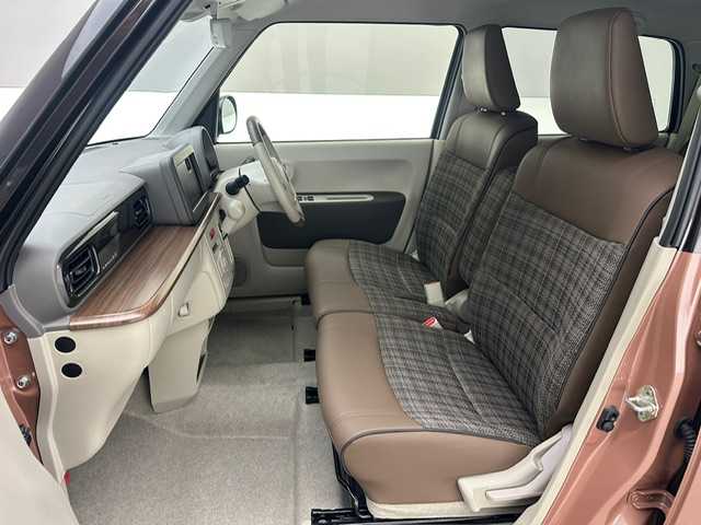 スズキ ラパン ＬＣ X 兵庫県 2023(令5)年 0.6万km テラコッタピンクメタリック/アーバンブラウン 2トーン ・全方位モニター用カメラパッケージ/・コーナーセンサー/・レーンキープアシスト/・アイドリングストップ/・オートライト/・LED ライト/・シートヒーター/・ハーフレザー/・スマートキー/・スペアキー×１/・純正１４インチAW