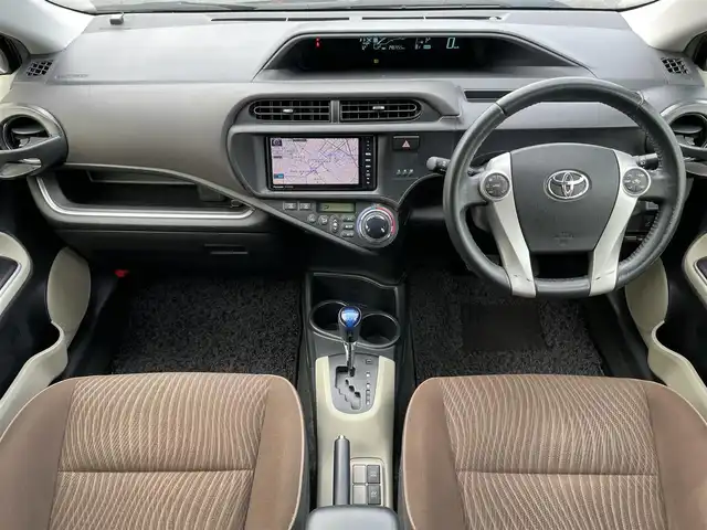 トヨタ アクア G 群馬県 2014(平26)年 14.7万km ブラックマイカ 社外SDナビ（CN-R500WD）/フルセグ/スマートキー×2/バックカメラ/LEDヘッドライト/オートライト/プッシュスタート