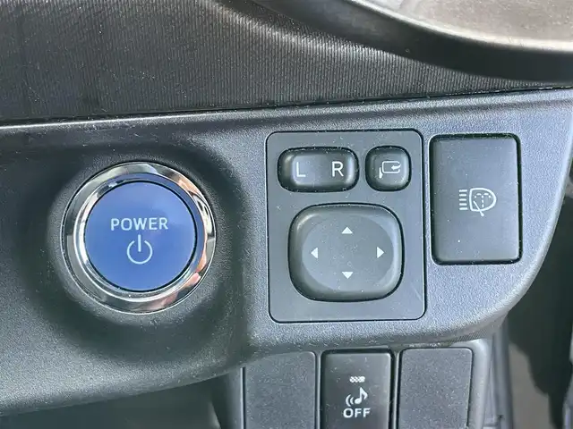 トヨタ アクア G 群馬県 2014(平26)年 14.7万km ブラックマイカ 社外SDナビ（CN-R500WD）/フルセグ/スマートキー×2/バックカメラ/LEDヘッドライト/オートライト/プッシュスタート