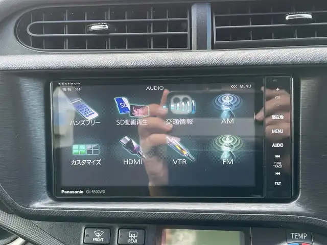 トヨタ アクア G 群馬県 2014(平26)年 14.7万km ブラックマイカ 社外SDナビ（CN-R500WD）/フルセグ/スマートキー×2/バックカメラ/LEDヘッドライト/オートライト/プッシュスタート