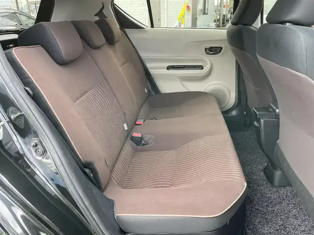 トヨタ アクア G 群馬県 2014(平26)年 14.7万km ブラックマイカ 社外SDナビ（CN-R500WD）/フルセグ/スマートキー×2/バックカメラ/LEDヘッドライト/オートライト/プッシュスタート