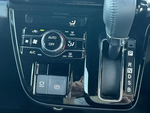 ダイハツ タント カスタム RS 栃木県 2024(令6)年 1.2万km クロムグレーメタリック スマートアシスト/純正9インチディスプレイオーディオ/フルセグTV/Bluetooth/USB/HDMI/AppleCarPlay/AndroidAuto/バックカメラ/ETC/両側パワースライドドア/全車速追従クルーズコントロール/シートヒーター/コーナーセンサー/アイドリングストップ/純正フロアマット/スマートキー/プッシュスタート/LEDヘッドライト/フォグランプ/オートハイビーム/純正15インチAW