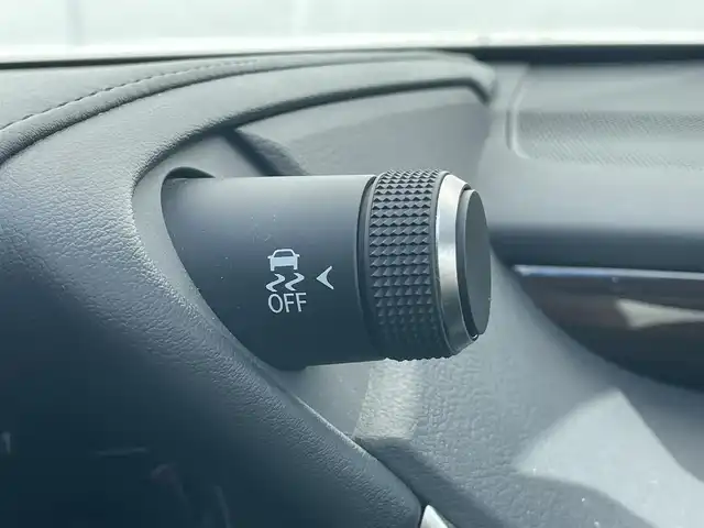 レクサス ＥＳ 300h 千葉県 2019(令1)年 5.9万km ソニッククォーツ 純正１２．３インチナビ/・Bluetooth/・フルセグTV/・DVD再生/・ミュージックプレイヤー接続/(iPod/AUX/AppleCarPlay/AndroidAuto)/ビルトインＥＴＣ/シートヒーター/エアシート/ステアリングヒーター/パドルシフト/リア電動サンシェード/追従型クルーズコントロール/サンルーフ/前後コーナーセンサー/セーフティシステムプラス/・パーキングサポートブレーキ