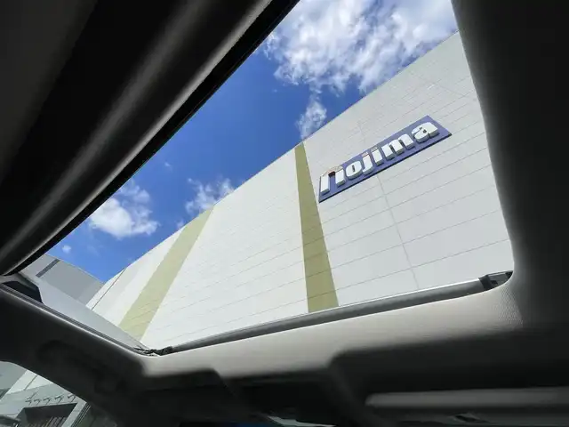 レクサス ＥＳ 300h 千葉県 2019(令1)年 5.9万km ソニッククォーツ 純正１２．３インチナビ/・Bluetooth/・フルセグTV/・DVD再生/・ミュージックプレイヤー接続/(iPod/AUX/AppleCarPlay/AndroidAuto)/ビルトインＥＴＣ/シートヒーター/エアシート/ステアリングヒーター/パドルシフト/リア電動サンシェード/追従型クルーズコントロール/サンルーフ/前後コーナーセンサー/セーフティシステムプラス/・パーキングサポートブレーキ