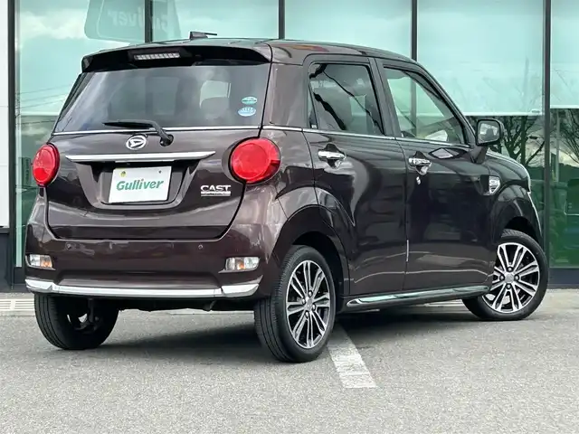 ダイハツ キャスト スタイル G SAⅡ 和歌山県 2016(平28)年 5.2万km プラムブラウンクリスタルマイカ 社外ナビ/（CD・DVD・TV・AM・FM）/バックカメラ/ステアリングスイッチ/スマートアシスト/シートヒーター/横滑り防止装置/eco IDLE/LEDライト/フォグランプ/ETC/PWRモード/オートミラー/フロアマット/純正15インチアルミホイール