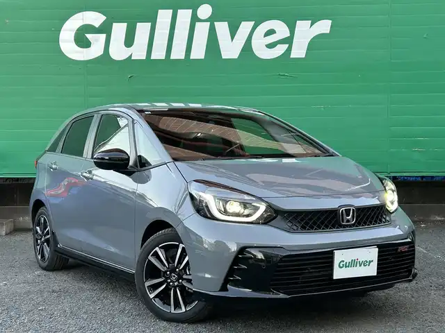 ホンダ フィット RS 東京都 2025(令7)年 0.1万km グレー ワンオーナー/ホンダコネクトディスプレイ/・９インチワイドディスプレイ/・フルセグTV/Bluetooth/applecarplay/androidauto/・ETC2.0/・3ビュー切替式リアワイドカメラ/・ステアリングスイッチ/ホンダセンシング/・衝突軽減ブレーキ/・アダクティブクルーズコントロール/・オートハイビーム/・車線維持支援システム/・トラフィックジャムアシスト/・パーキングセンサーシステム/マルチインフォメーションディスプレイ/保証書/取扱説明書