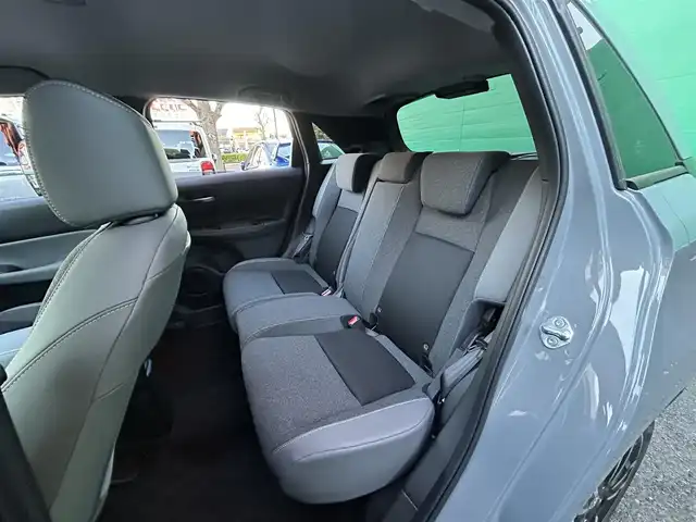 ホンダ フィット RS 東京都 2025(令7)年 0.1万km グレー ワンオーナー/ホンダコネクトディスプレイ/・９インチワイドディスプレイ/・フルセグTV/Bluetooth/applecarplay/androidauto/・ETC2.0/・3ビュー切替式リアワイドカメラ/・ステアリングスイッチ/ホンダセンシング/・衝突軽減ブレーキ/・アダクティブクルーズコントロール/・オートハイビーム/・車線維持支援システム/・トラフィックジャムアシスト/・パーキングセンサーシステム/マルチインフォメーションディスプレイ/保証書/取扱説明書