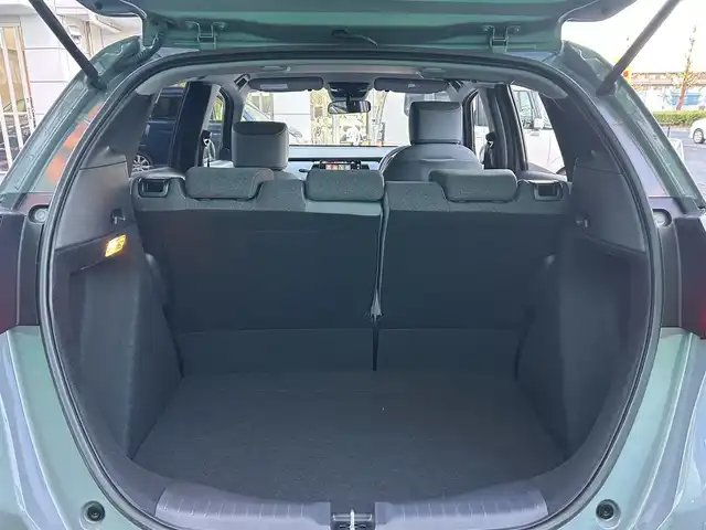 ホンダ フィット RS 東京都 2025(令7)年 0.1万km グレー ワンオーナー/ホンダコネクトディスプレイ/・９インチワイドディスプレイ/・フルセグTV/Bluetooth/applecarplay/androidauto/・ETC2.0/・3ビュー切替式リアワイドカメラ/・ステアリングスイッチ/ホンダセンシング/・衝突軽減ブレーキ/・アダクティブクルーズコントロール/・オートハイビーム/・車線維持支援システム/・トラフィックジャムアシスト/・パーキングセンサーシステム/マルチインフォメーションディスプレイ/保証書/取扱説明書