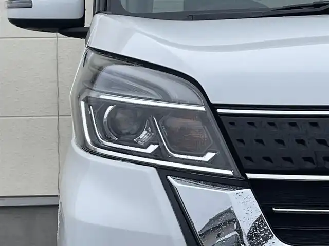 日産 デイズ ルークス ハイウェイスターX 茨城県 2017(平29)年 3.7万km ホワイトパール 純正ナビ/　(AM/FM/BT/CD/DVD/Bluetooth)/フルセグTV/全方位カメラ/ドライブレコーダー/両側パワースライドドア/LEDヘッドライト/オートマチックハイビーム/純正アルミホイール/プッシュスタート