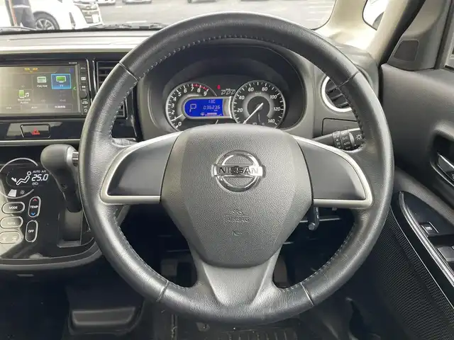 日産 デイズ ルークス ハイウェイスターX 茨城県 2017(平29)年 3.7万km ホワイトパール 純正ナビ/　(AM/FM/BT/CD/DVD/Bluetooth)/フルセグTV/全方位カメラ/ドライブレコーダー/両側パワースライドドア/LEDヘッドライト/オートマチックハイビーム/純正アルミホイール/プッシュスタート